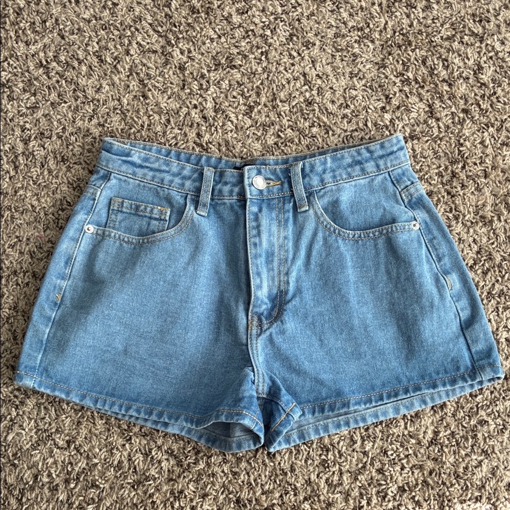 PrettyLittleThing Shorts Blue Denim SZ 2 Like New!
